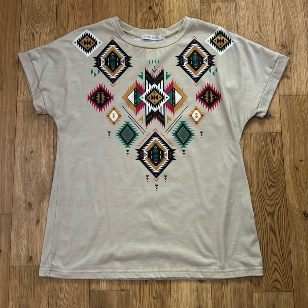Small Aztec loose fitting shirt